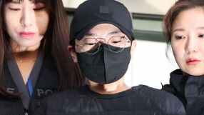 Драма с фехтовачка: Годеникът ѝ се оказа жена