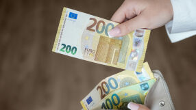 Можем ли да платим в магазина с банкнота от 200 евро?