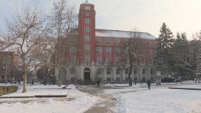 Студ и лед в Плевен: Обявиха неучебен ден за децата