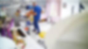 Множество клипове със скрита камера от столичен гинекологичен кабинет са публикувани онлайн