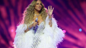 "Poy deem proh-vee-zoh": Какво изпя Марая Кери на олимпийските игри? (ВИДЕО)