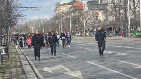 Протестиращи блокират Орлов мост в София