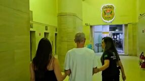 Арестуваха пилота на самолет точно преди машината да излети