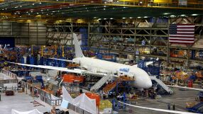 Най-голямата фабрика в света може да побере 3753 басейна с олимпийски размери