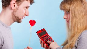 6 въпроса за пари, които задължително да зададете на първа среща