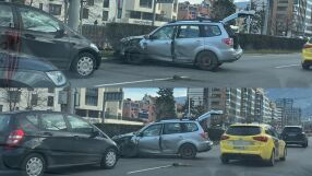 Катастрофа на столичния бул. „България“ затруднява движението (ВИДЕО)