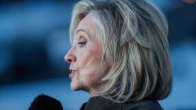 Хилари Клинтън след 7-часово изслушване за Епстийн: Цял ден ми задаваха едни и същи въпроси