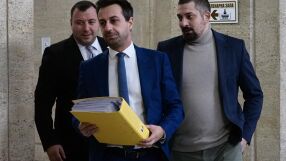 "Възраждане" се регистрира в ЦИК за изборите през април