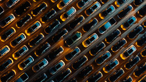 Германия разпореди изтегляне на над 330 000 автомобила на BMW заради риск от пожар