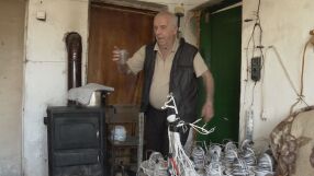 „Пари за осветление не давам“: Пенсионер от Люлин произвежда собствен ток в дома си