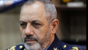 Убити са иранският министър на отбраната и командващият елитните революционни гвардейци