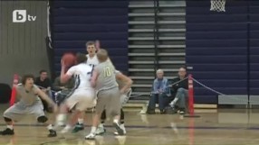 Където и да хване топката, винаги я вкарва (ВИДЕО)