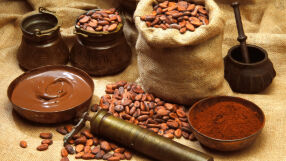 Кой печели от огромното поскъпване на какаото?