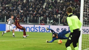 И Рома не спря Ювентус. Шампионите по петите на Наполи (ВИДЕО)