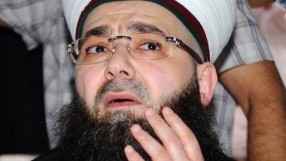 Турската федерация по шах съди проповедник