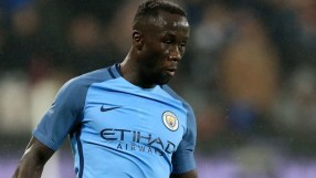 Глобиха футболист с 40 хил. паунда заради пост в 