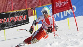 Алберт Попов отпадна в първия манш на слалом за Купата на ФИС в Италия