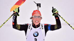 Лаура Далмайер спечели старта на 15 км индивидуално в женския биатлон