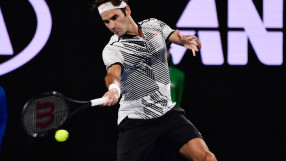 Федерер се класира за финал след петсетов мач с Вавринка