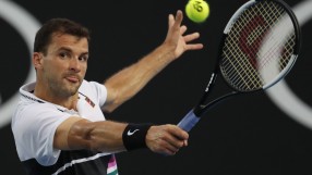 Гришо започна с победа на клей