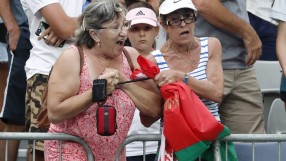 Свиреп спор за лентата на Сабаленка забавлява социалните мрежи (ВИДЕО)