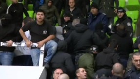 Нов бой в Ботевград, полетяха бутилки и други предмети (ВИДЕО)