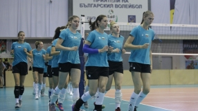 Тежка група за българските националки на европейското по волейбол