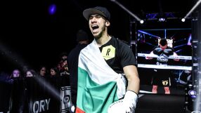 Кикбокс звездата ни Копривленски преподписа с GLORY