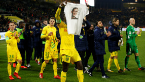 Фенове и футболисти на 