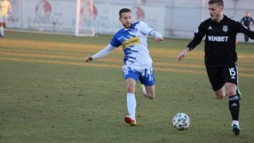 Македонци разгромиха ЦСКА, Младенов глобява наред