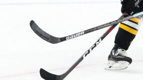 Уникален бой на детски хокей в Канада (ВИДЕО)