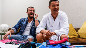 Кой е новият мениджър на Роналдо - имат общ прякор и се разхождат с перуки
