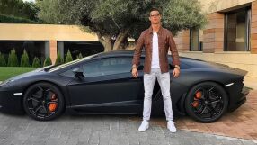 Играчките на милиардера: В гаража на Роналдо ръмжат 18 млн. паунда