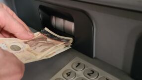 За 10 години: Близо 4 пъти са се повишили учителските заплати у нас