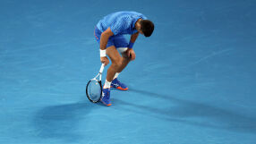 Джокович преди сблъсъка с Гришо: Бедрото ми се нуждае от Божията помощ