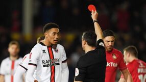 Във ФА Къп показаха кръгъл червен картон