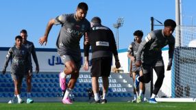 Ал Хилал мина Реал и Барса, пред него e само Челси