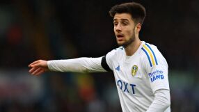 Скромен и тича най-много: В Лийдс хвалят Илия Груев