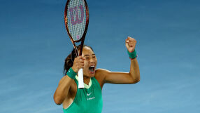 Китайка ще играе за титлата на Australian Open (СНИМКИ)