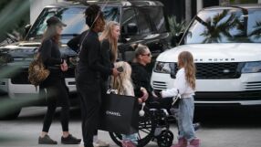 Анна Курникова в инвалидна количка