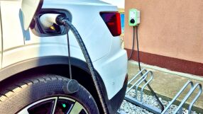 Тази страна вече предлага петминутно зареждане на електромобили, а САЩ се опитва да я настигне