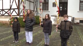 „Сурва весела година“: Малките сурвакари от Враца нарекоха за здраве и късмет