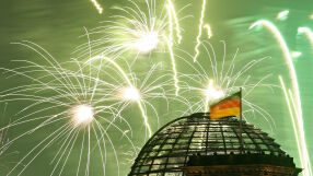 Светът посрещна 2026-та с грандиозни празненства (Галерия)