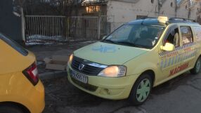 "Докъде да ви закарам": Как ще се отрази въвеждането на еврото на таксиметровите услуги 