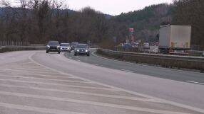 Прибирането след празниците: Хиляди се завръщат в големите градове 