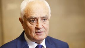 Атанас Запрянов: Модернизацията на армията трябва да спре