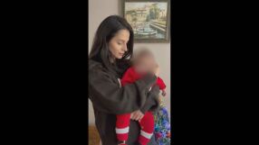 Отказана помощ на дете? Майка на бебе твърди, че лекарят искал платен преглед