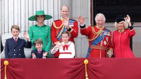 Kолко струва гардеробът на британското кралско семейство и кой плаща за него?