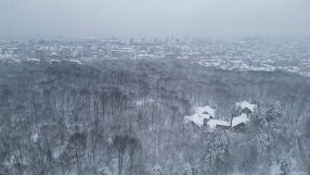 След силен снеговалеж и леден дъжд на Коледа в Сърбия, има евакуирани (СНИМКИ)