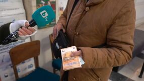 Недоволство и усмивки: Първи пенсии в евро в Криводол